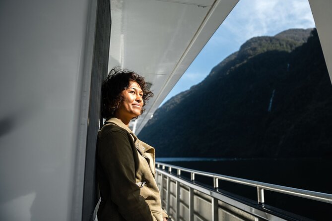 Doubtful Sound Wilderness Day Cruise From Manapouri - Wildlife and Scenic Views