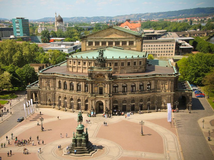 Dresden: Guided City Walk With a Cup of Coffee - Tour Experience