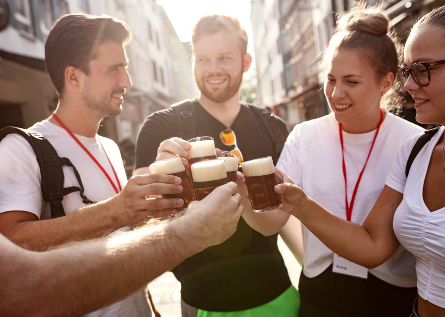 Düsseldorf: Brewery Tour With Alt Beer Tastings - Enjoying Alt Beer Tastings