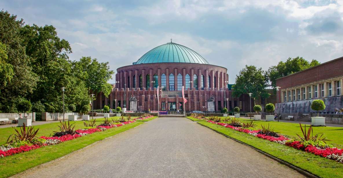 Düsseldorf: Classic City Segway Tour - Language and Meeting Point