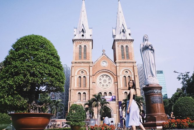 ️ Ho Chi Minh City Instagram Tour: Hidden Gems (Private & All-Inclusive) - Notre Dame Cathedral and Central Post Office