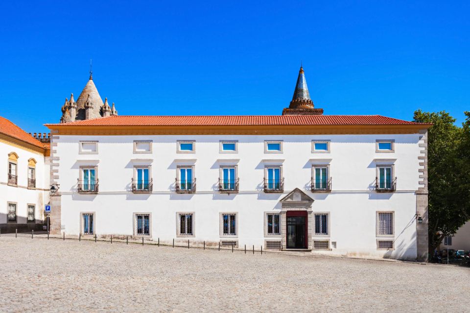 Evora: Museu Nacional Frei Manuel E-Ticket & Audio Tour - Accessibility Information