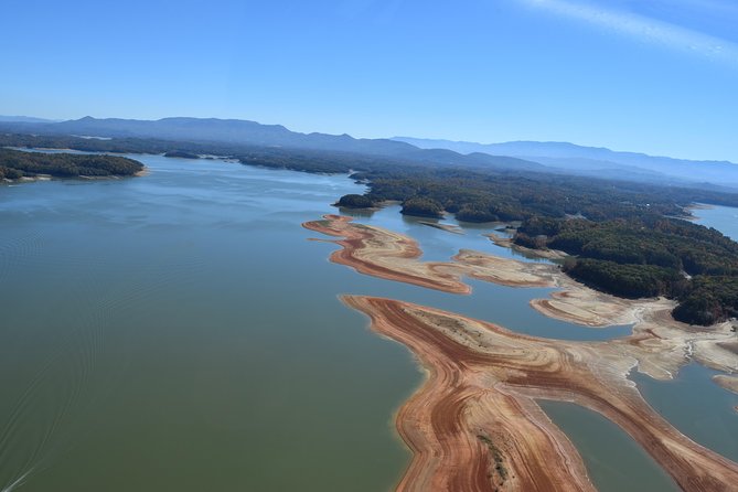 Extended Douglas Lake Region Tour by Helicopter - Accessibility Information