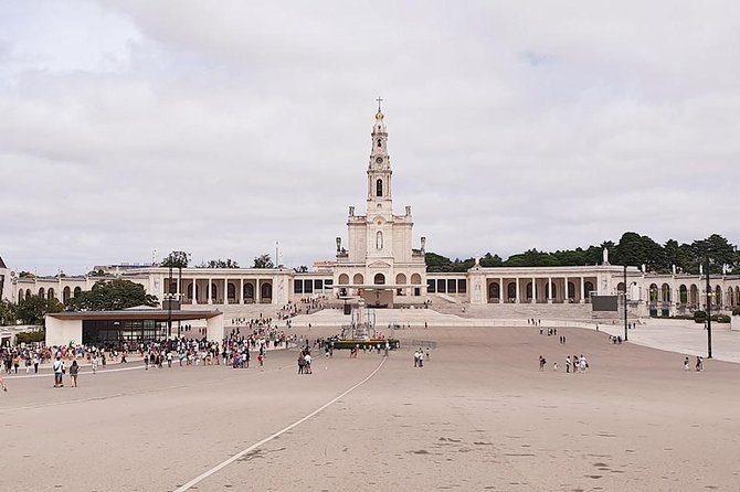 Fátima & Coimbra: Full Day Private Tour From Porto - Inclusions and Amenities