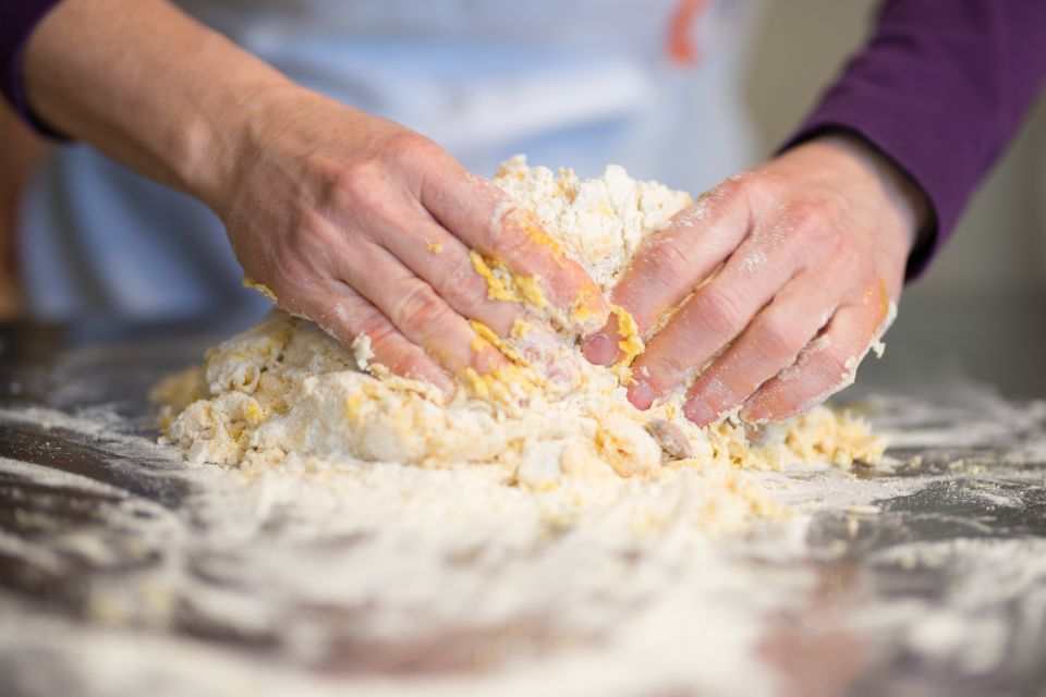 Florence: Market Visit and Cooking Class - Booking Process