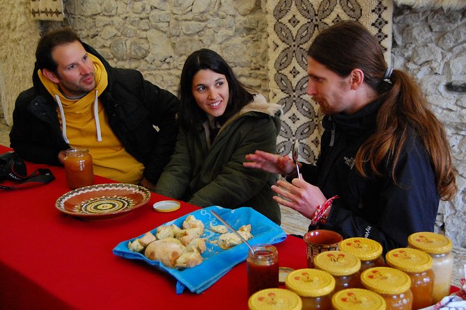 Food Walk: Bulgarian Food and Culture Tour in Plovdiv - Meeting and End Points