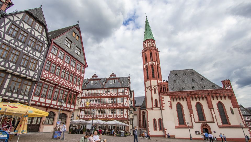Frankfurt: Express Walk With a Local in 60 Minutes - Tour Highlights