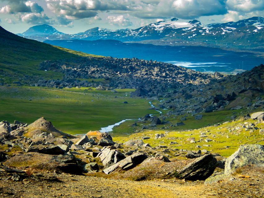 From Abisko: Kärkevagge Valley & Trollsjön Lake Guided Tour - Natural Highlights