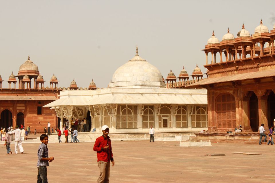 From Agra: Fatehpur Sikri Private Tour With Taj Mahal - Taj Mahal Experience