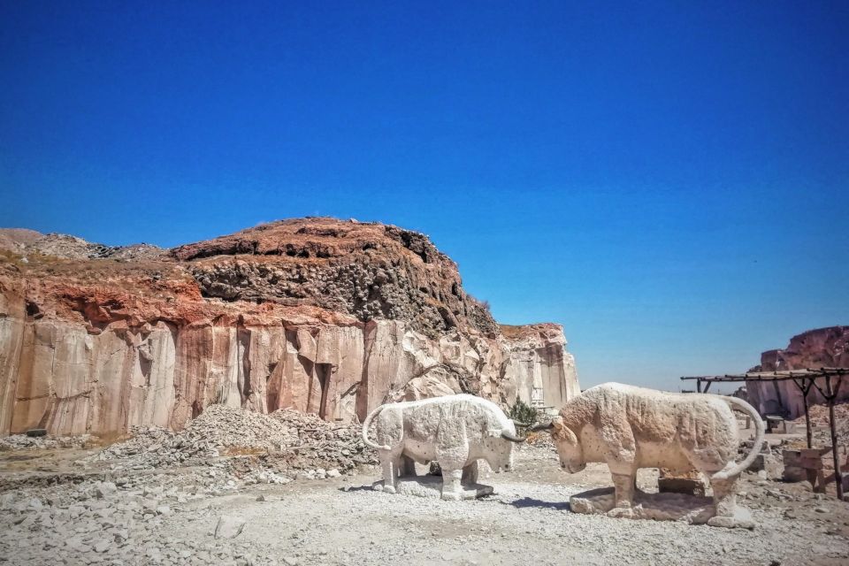 From Arequipa: Sillar Route and Hike in Culebrillas - Itinerary Details