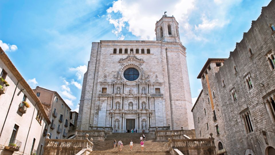 From Barcelona: Private Medieval Girona Half-Day Tour - Transportation and Logistics