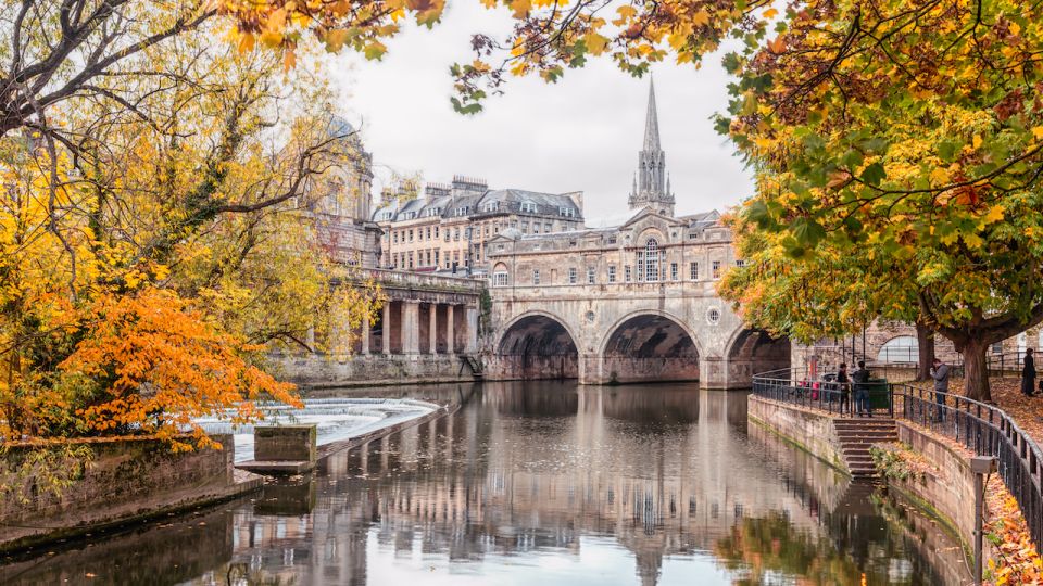 From Bath: Private Stonehenge and Bath Tour With Pickup - Stonehenge Experience