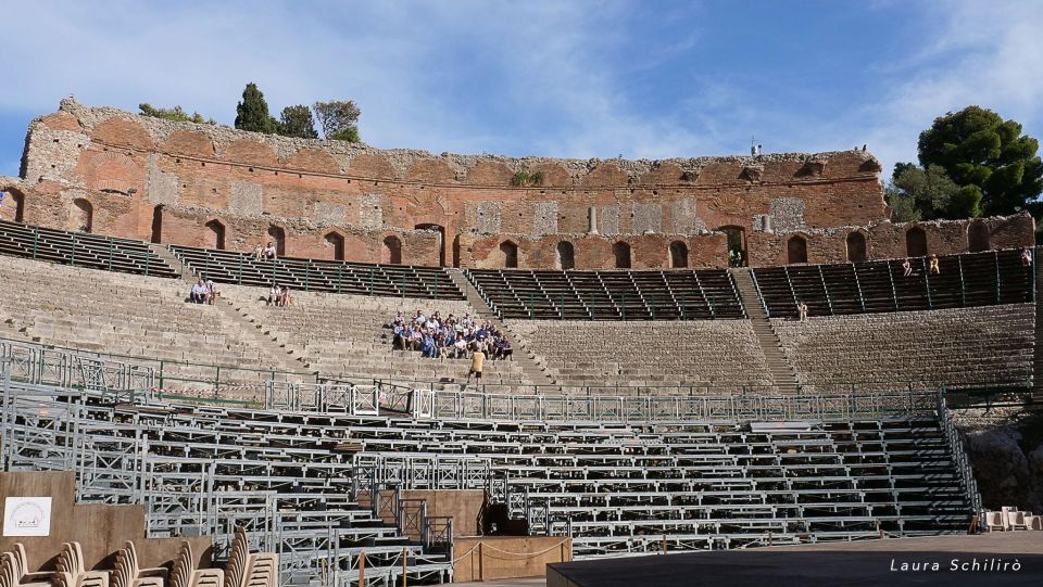 From Catania: Guided Tour of Taormina and Castelmola - Discovering Castelmola