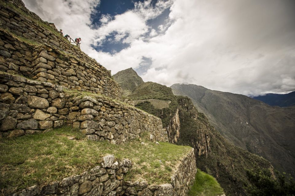 From Cusco: Machu Picchu Small Group Full-Day Tour - Pickup and Transportation