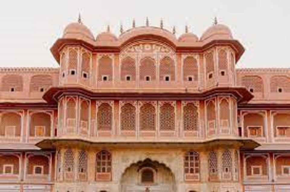 From Delhi: Jaipur Same Day Tour By Sedan Car - Key Attractions in Jaipur