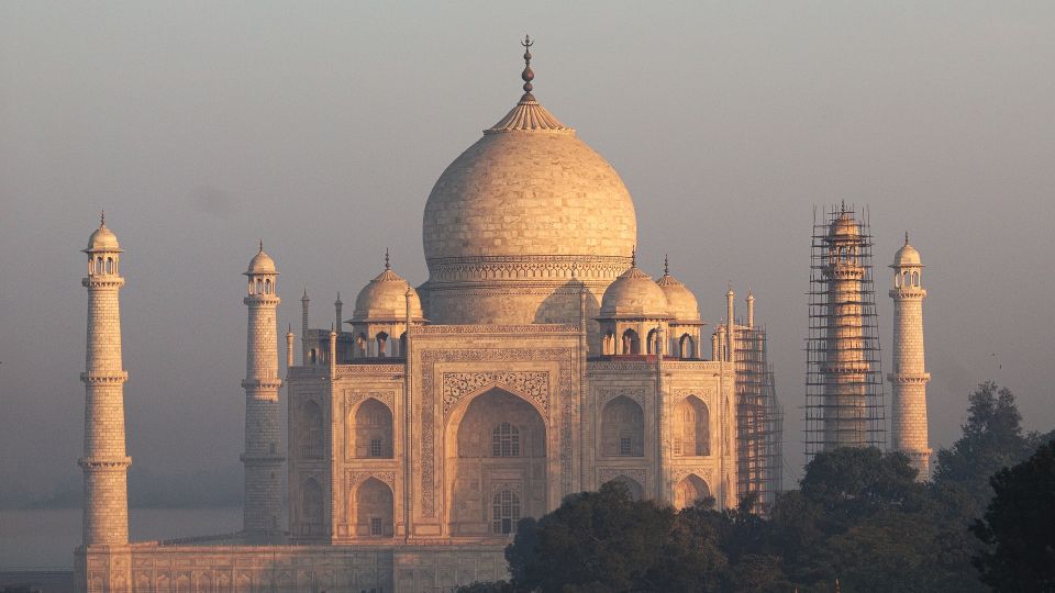 From Delhi: Sunrise Taj Mahal and Agra Fort Private Tour - Sunrise Experience at Taj Mahal