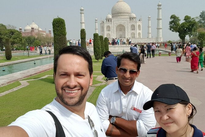 From Delhi: Taj Mahal Sunrise & Agra Fort Tour With 5* Breakfast - Accessibility and Transportation