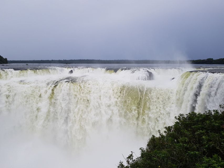 From Foz Do Iguaçu: Iguazú Falls Boat Ride Argentina - Highlights of the Boat Ride