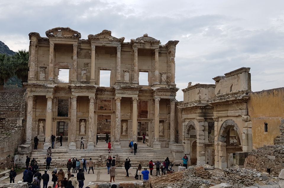 From Izmir: Ephesus and House of Virgin Mary Tour With Lunch - Attractions at Ephesus