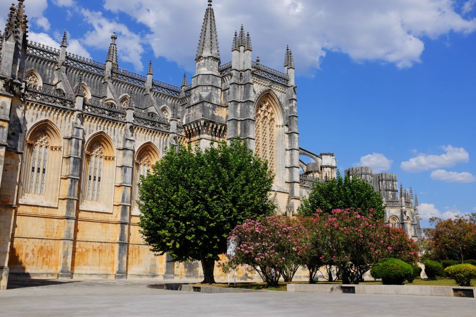 From Lisbon: Fatima, Batalha, Nazare and Obidos Day Tour - Batalha Monastery