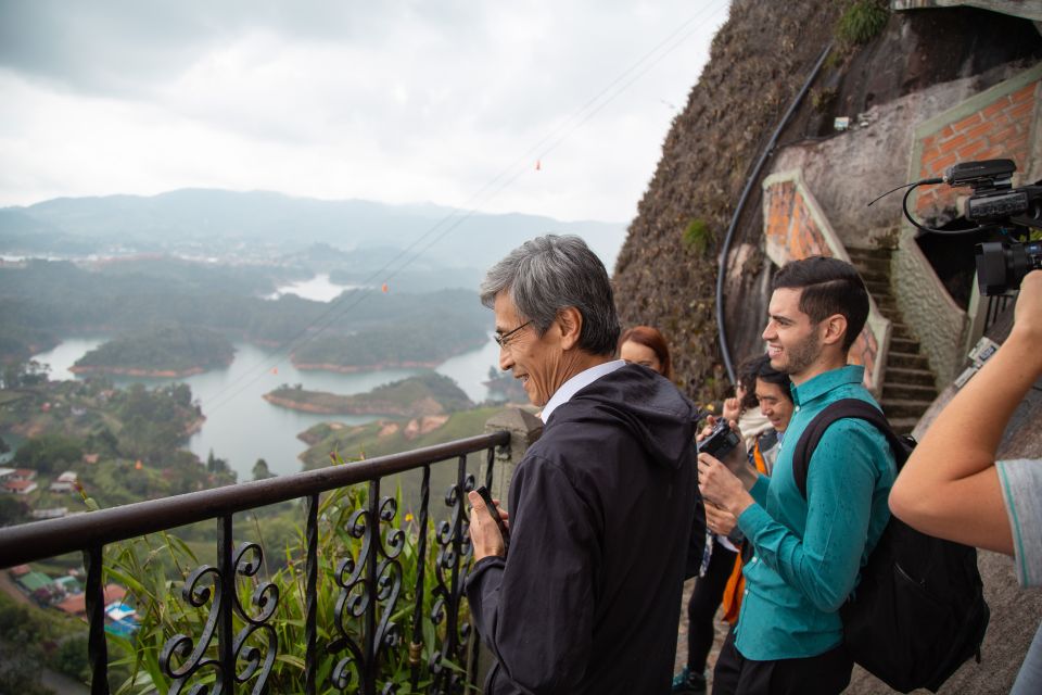 From Medellín: Guatapé and Piedra Del Peñol Guided Tour - Tour Itinerary