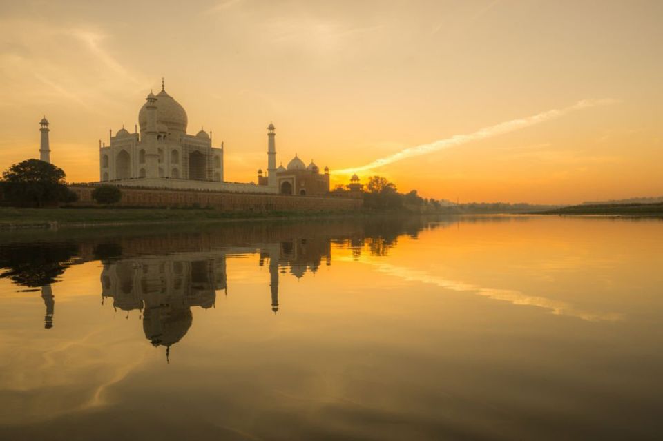 From Mumbai: Private Day Trip to the Taj Mahal - Transportation Details