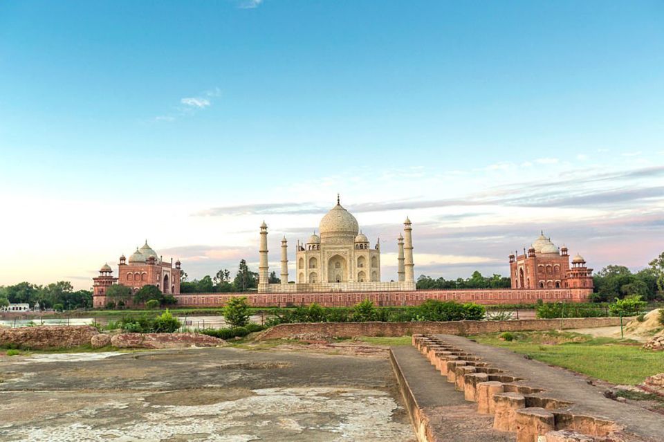 From New Delhi: Private Day Trip to Taj Mahal and Agra Fort - Transportation Details