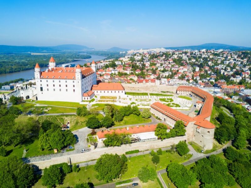 From Vienna: Bratislava Half-Day Trip - Attractions to Visit