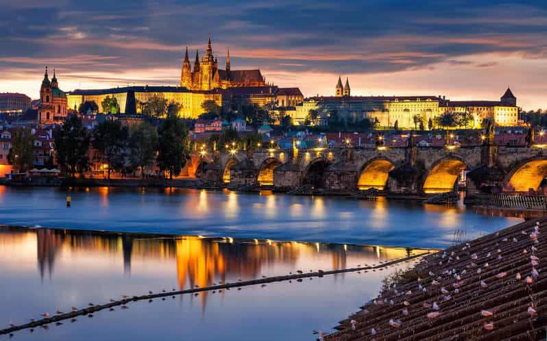 From Vienna: Private Guided Tour to Prague - Experience Highlights