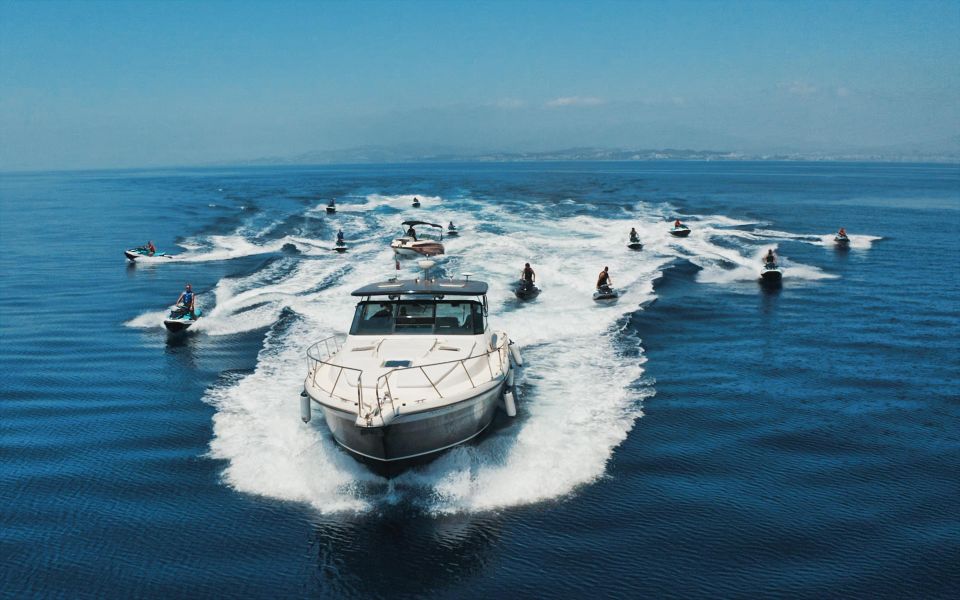 Fuengirola: Private Cruise on the Costa Del Sol With Drinks - Luxury Yacht and Optional Activities