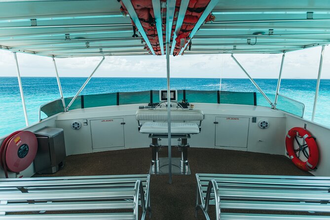 Full Day Boat Trip to Klein Curaçao - Review Highlights