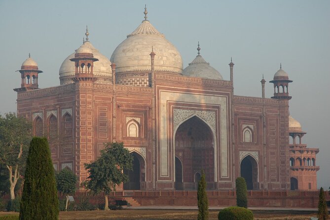 Full Day Private Agra Tour From Delhi by Car - Mughal History Insights