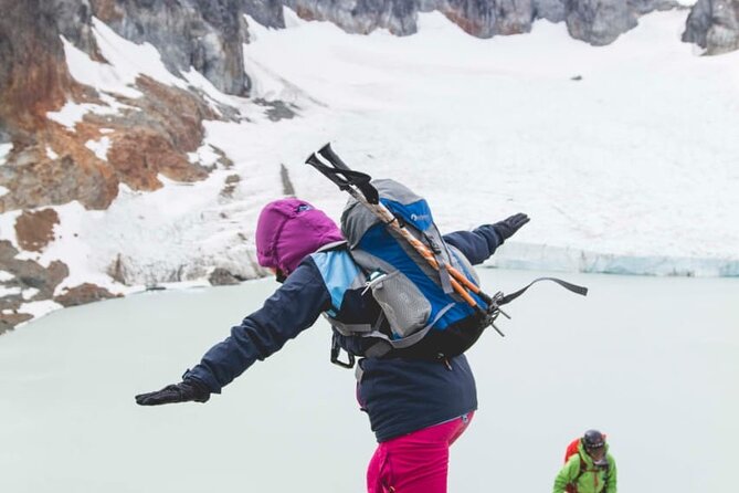 Full Day Reduced Tour to the Ojo Del Albino Glacier in Argentina - Meeting Point Details