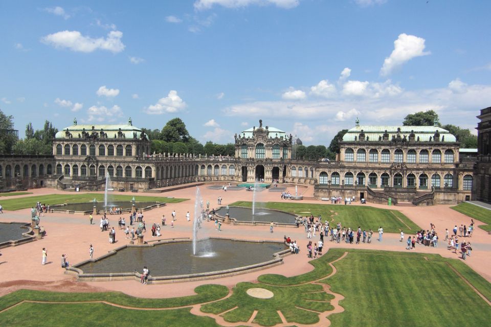 Full Day Tour to Dresden With Zwinger Visit From Prague - Travel Logistics