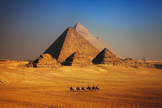 Full Day Tour to Giza Pyramids, Memphis, Sakkara & Dahshur With Private Guide - Pickup and Meeting Details