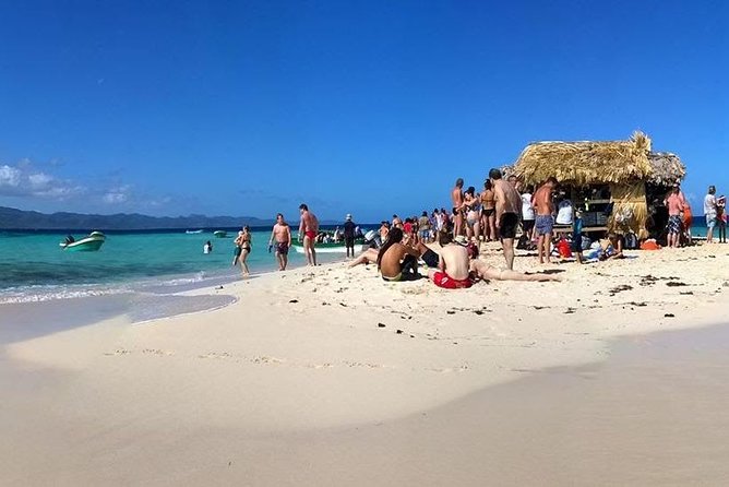 Full Day Tour to Paradise Island - Cayo Arena - Transportation Details