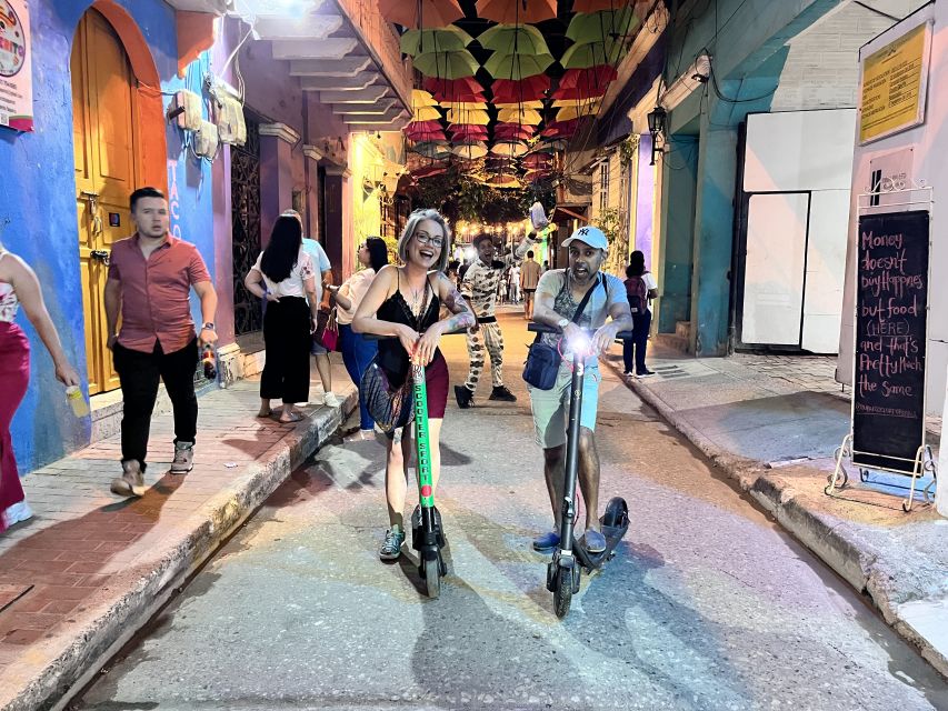 FUN SCOOTER RIDE THRU CARTAGENA & GETSEMANI / DISCOVERY TOUR - Experience Features