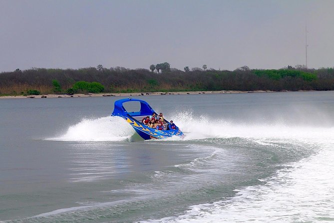 Galveston Suntime Jet Boat Thrill Ride - Group Size and Accessibility