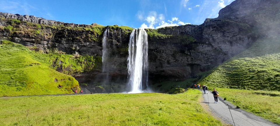 Glacier Lagoon and Diamond Beach Private Tour From Reykjavik - Scenic Stops Along the Route