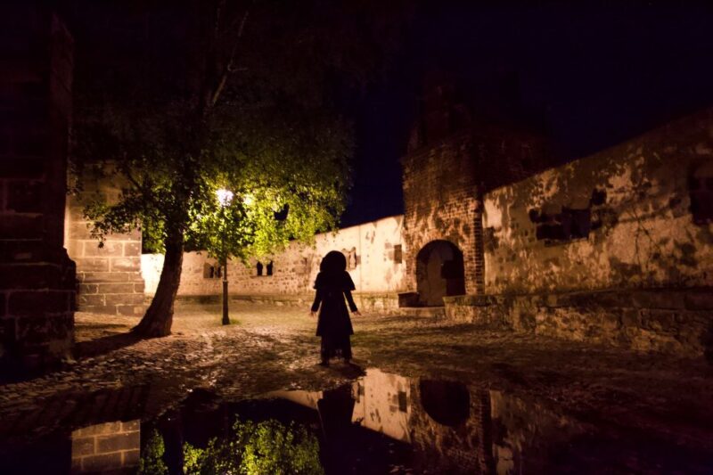 Görlitz: Ghosts and Spooky Historical Night Walking Tour - Meeting Point