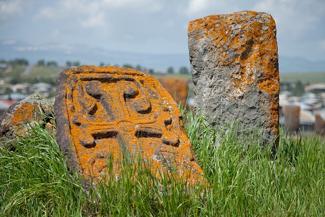 Group Tour: Lake Sevan, Hayravank, Noratus, Jermuk, Winery - Scenic Selim Pass