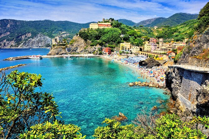 Guided Day Tour on Private Boat to Cinque Terre Private Boat - Customizable Itinerary Options