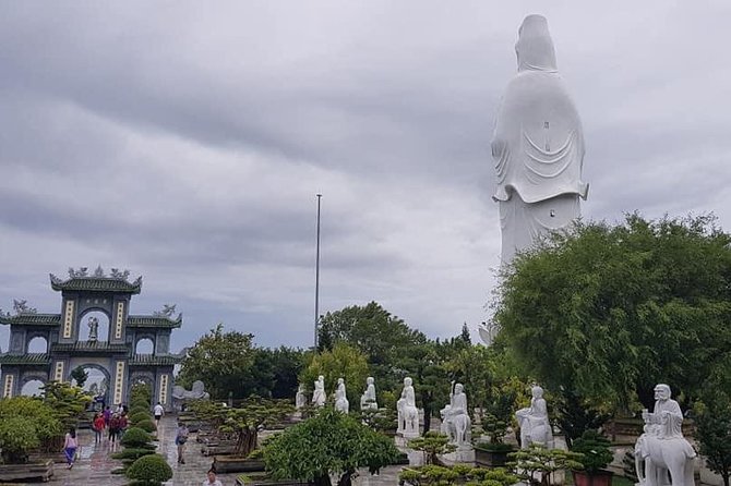 Guided Fullday Tour :Golden Bridge,Dragon Bridge,Marble Mountain,Monkey Mountain - Accessibility Considerations