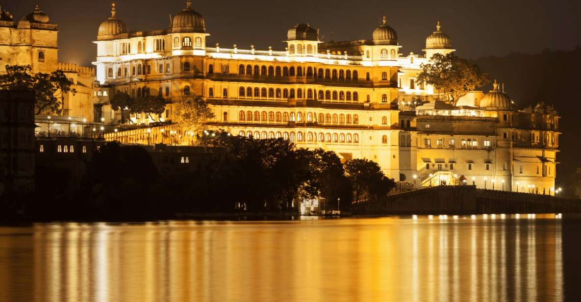 Guided Night Walking Tour in Udaipur- Guided Walking Tour - Key Locations to Visit