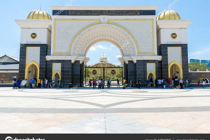 Half Day City Tour ( 4 Hours ) - Pickup and Drop-off Details