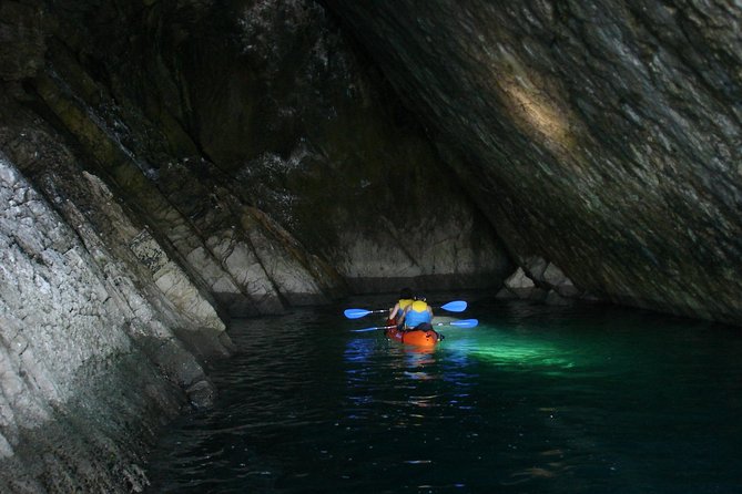 Half-Day Kayak Tour in Sesimbra - Tour Requirements and Restrictions