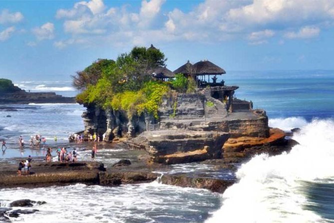 Half Day Tour: Tanah Lot Sunset & Taman Ayun Temple Included Entrance Ticket - Experience Highlights