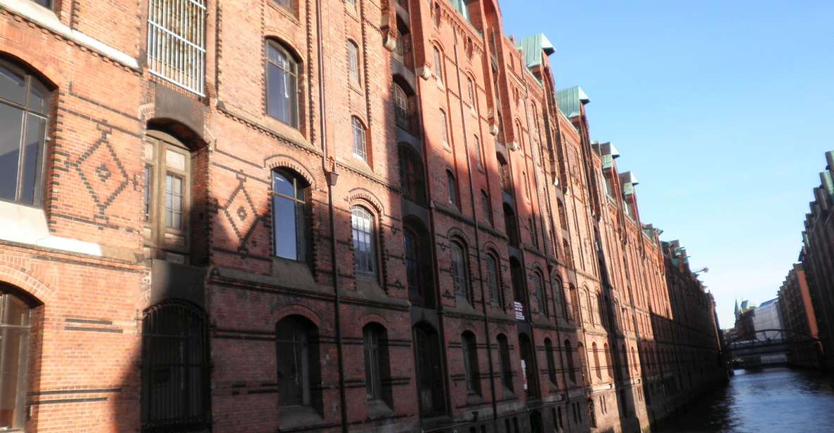 Hamburg: Speicherstadt & HafenCity 2-Hour Walking Tour - Cancelation Policy