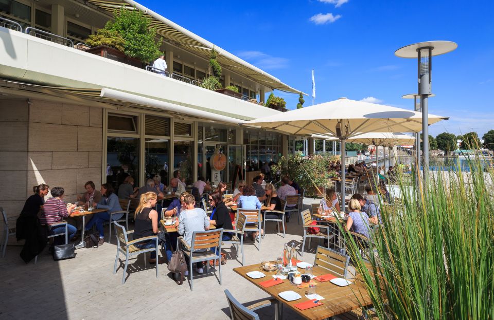 Hannover: Guided Bike Tour for Foodies With Tastings - Rental Options