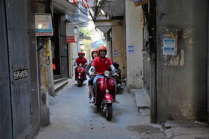 Hanoi Vespa Tours: Hanoi After Dark Vespa Food Tours - Local Dish Sampling